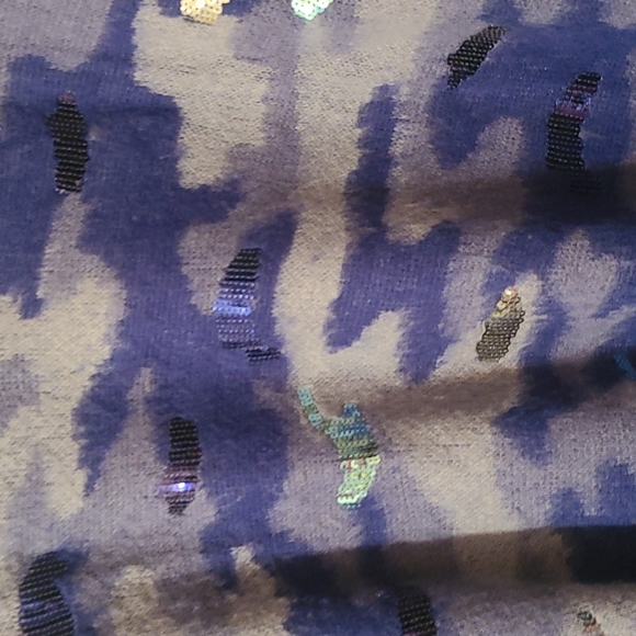 LOGO Lavish sweater 2X NWT - Picture 3 of 9